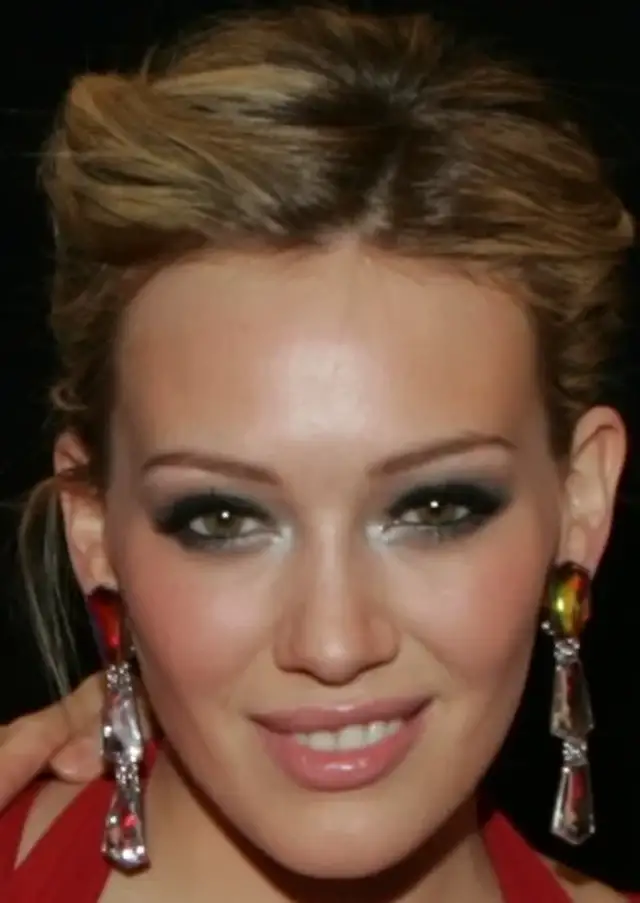 Cover image for the page on Hilary Duff.