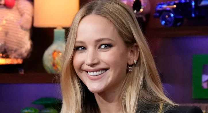 Jennifer Lawrence Gum